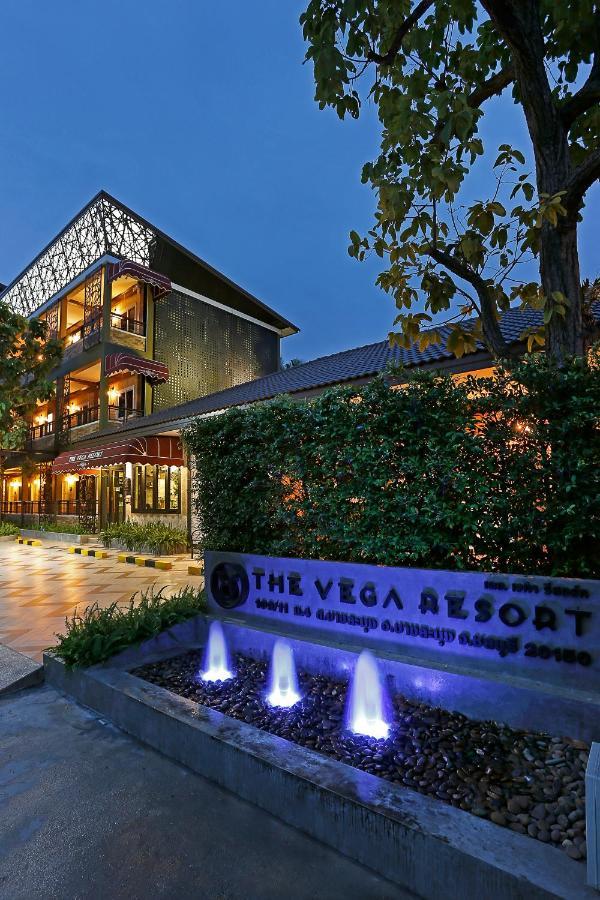 The Vega Resort Chonburi Exteriör bild